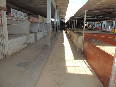Comerciantes cobram reforma no Mercado Municipal de Brumado