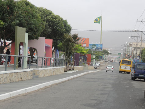 Brumado: Calor, céu nublado e garoa nesta quinta-feira (19)