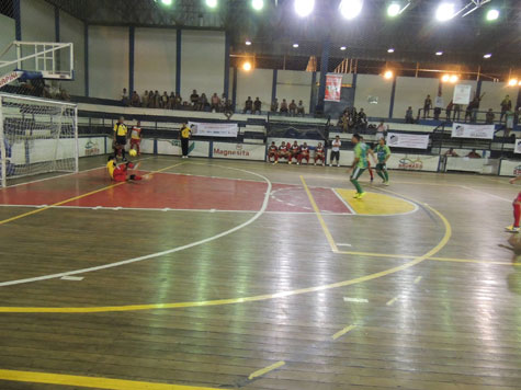 Feirense goleia em jogo isolado pelo Campeonato Brumadense de Futsal