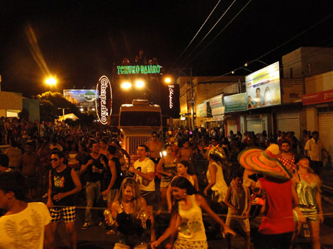 Brumado: Comissão do Carnaval 2014 não é publicada no Diário Oficial