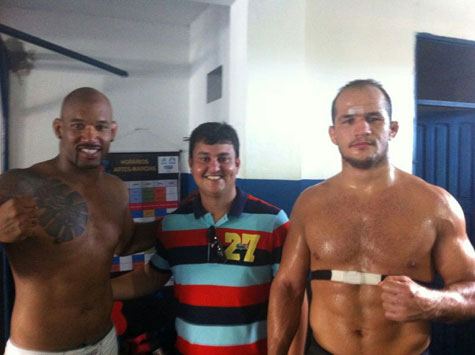 Brumado: Castilho Viana acompanha treinos de MMA em busca de parcerias