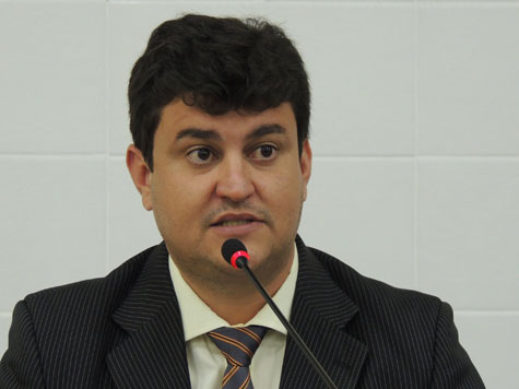 Fiol: Castilho Viana aponta que Guanambi quer tomar a unidade de transbordo de Brumado