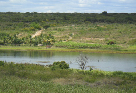 Condeúba: População rejeita proposta de construção de adutora na Barragem do Champrão