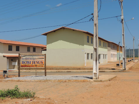 Brumado: Água ainda não chegou para os moradores do condomínio Bom Jesus