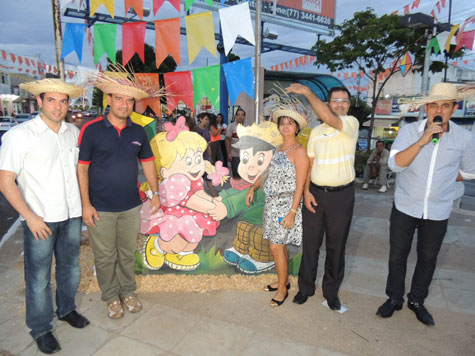 Brumado: Ornamentação de São João da CDL é inaugurada