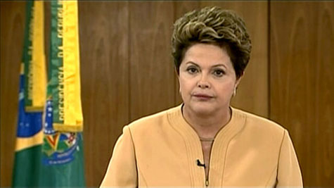 Dilma anuncia pacto com governadores por melhor serviço