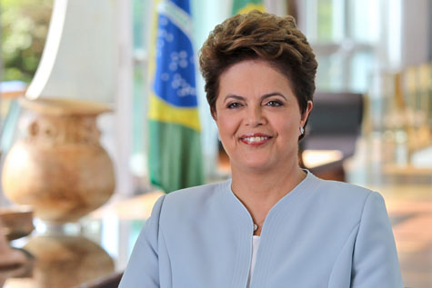 Dilma sanciona sem vetos Lei dos Royalties do Petróleo