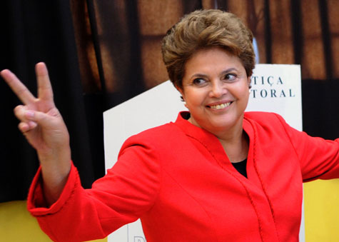 Contra Campos e Aécio, Dilma venceria eleição no 1º turno, diz Datafolha