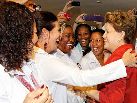 Dilma Rousseff sanciona lei do Mais Médicos