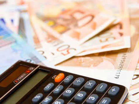 Maioria dos consumidores vai usar 13º para pagar dívida, diz Anefac