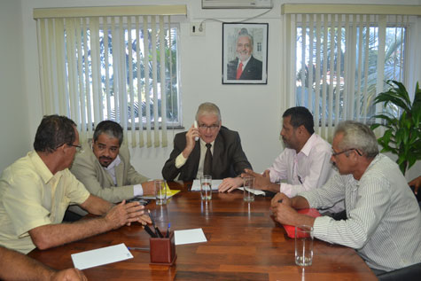 Vereador Édio Pereira participa de audiências na CAR e CERB em Salvador