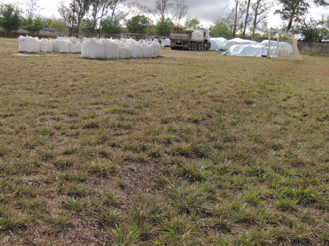 Brumado: Magnesita transforma estádio de futebol em depósito