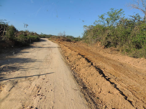 Já começaram as obras de pavimentação da estrada entre Malhada de Pedras e Guajeru