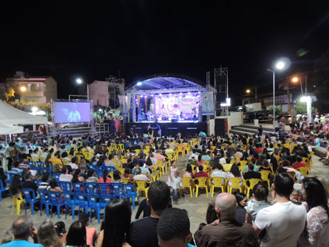 Confira as fotos da segunda noite do Festival de Música Popular Brumado