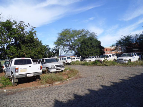 Guanambi: Veículos da 30ª Dires estão abandonados