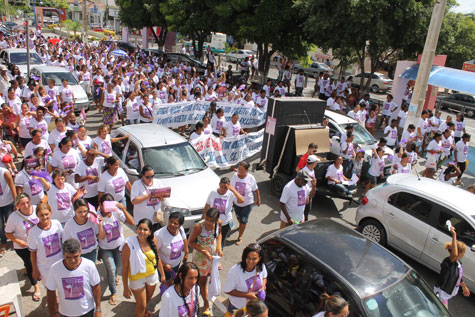 Campanha de combate à violência contra a mulher ganha as ruas de Brumado