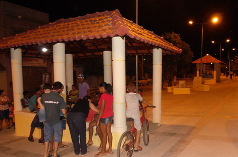 Brumado: Prefeitura entrega Praça João Romão revitalizada