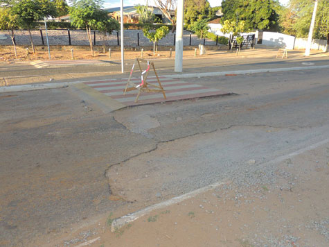 Brumado: Obra das lombofaixas continua oferecendo risco à população