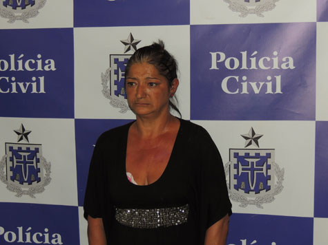 Brumado: Mulher é detida em ponto de ônibus com 2,5 kg de maconha