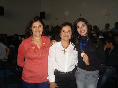 CEML: Aluna é destaque na Olimpíada Brasileira de Física