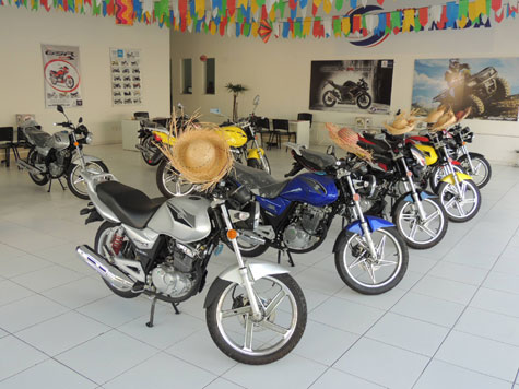 Junho é mês de festa na Moto Estrada Suzuki