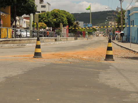 Brumado: Obras de esgotamento na Praça Armindo Azevedo