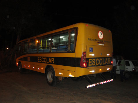 Brumado: Prefeitura ainda não retirou ônibus doado pelo governo