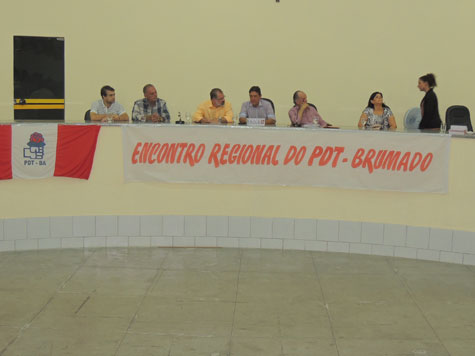 Encontro do PDT em Brumado reúne autoridades regionais