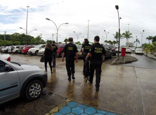 Onze mandados da Lava Jato são cumpridos pela Polícia Federal na Bahia