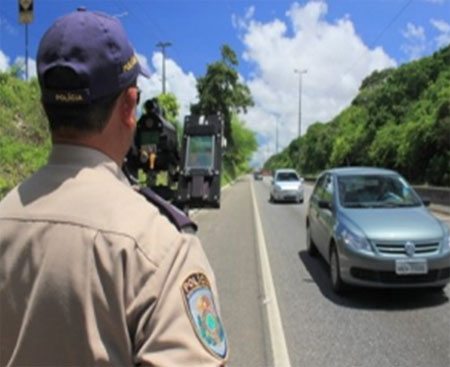 PRF realiza Operação Proclamação da República 2013