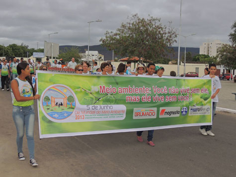 Dia mundial do meio ambiente com passeata ecológica em Brumado