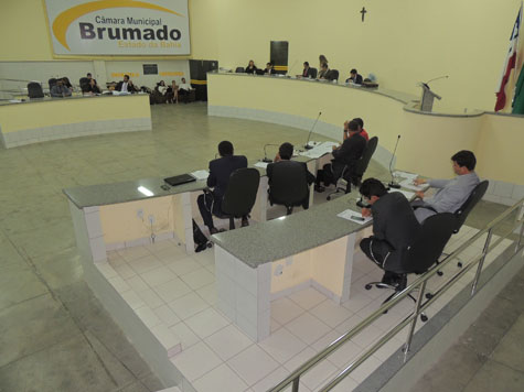 Brumado: Câmara votará orçamento 2014 e voto aberto nesta quinta-feira (19)