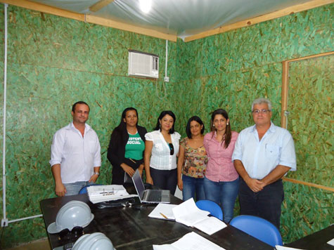 Brumado: Equipe da SESOC visita obras do “Minha Casa, Minha Vida”