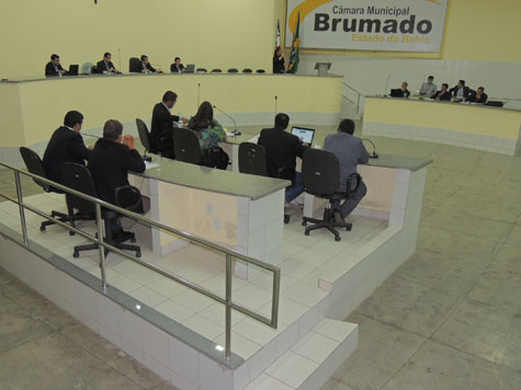 Brumado: Reivindicações dos agentes de endemias causam divergências entre vereadores