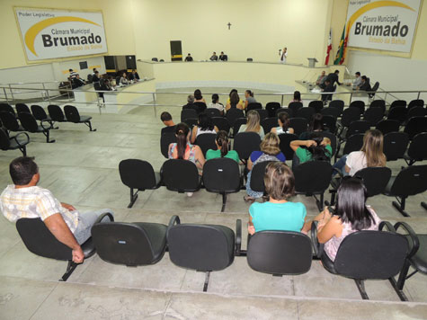 Brumado: Vereadores debateram a cassação do prefeito Aguiberto Lima Dias