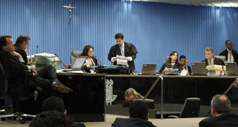 TRE-BA cassa prefeitos de Macarani e Terra Nova