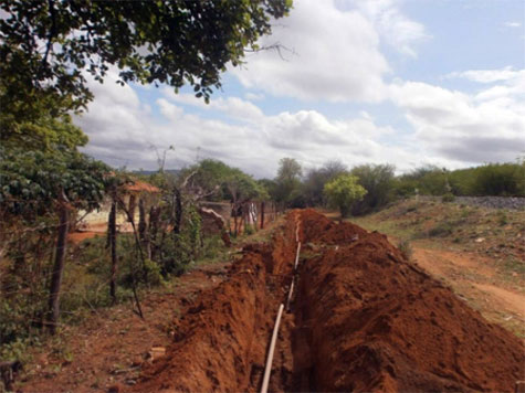 Brumado: Iniciada obra do sistema de abastecimento das localidades de Passagem e Penha