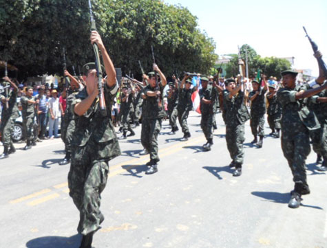 Tiro de Guerra de Brumado participa de Cavalgada da Independência