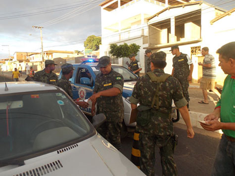 Brumado: Tiro de Guerra realiza atividade na Avenida João Paulo I