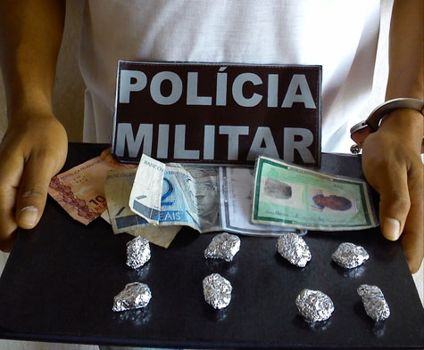 Aracatu: Polícia prende suspeito de tráfico de drogas