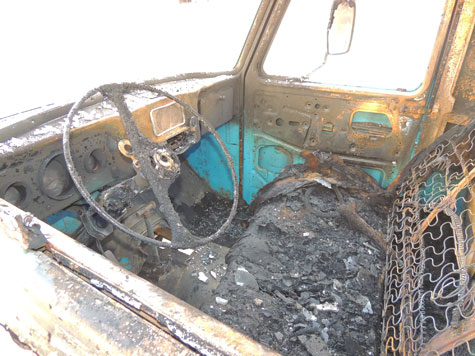 Brumado: Carro foi incendiado próximo à Câmara de Vereadores