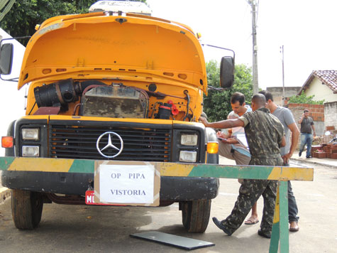 Exército vistoria caminhões para Operação Pipa na microrregião de Brumado