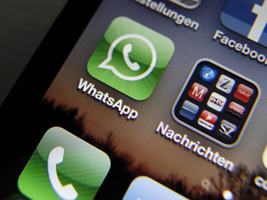 Usar Whatsapp no trabalho pode causar demissão do funcionário