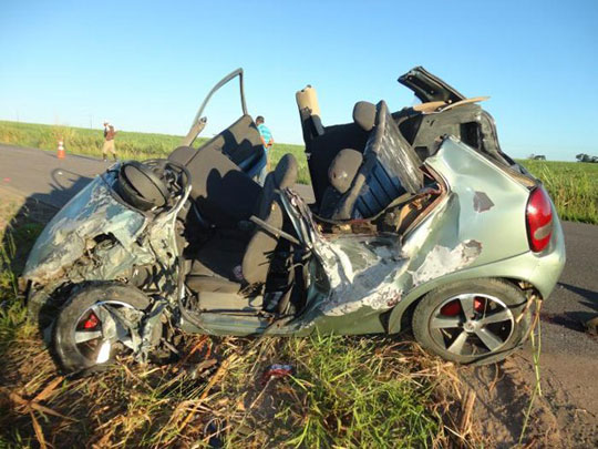 Vereador de 21 anos sobrevive a acidente que deixou 2 mortos no sul da Bahia