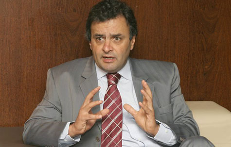 Aécio promete choque de infraestrutura no país