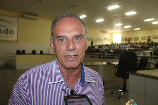 Prefeito de Brumado sinaliza que se necessário reduzirá próprio salário e do secretariado