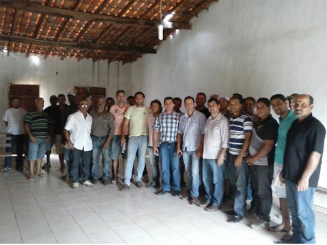 Aldenes Meira reúne com lideranças políticas de Rio do Antônio