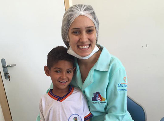 Guajeru: Dentista realiza sonho de menino que não tinha dentes