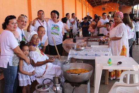 Brumado: Apae encerra semana especial com grande festa