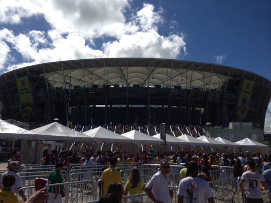 Ingressos para Brasil e Peru já estão sendo vendidos; jogo acontece na Arena Fonte Nova